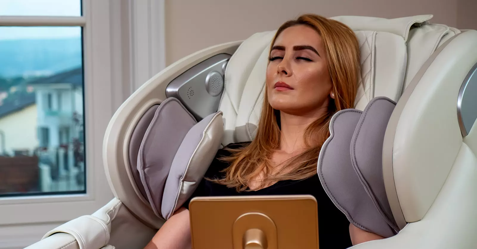 GHẾ MASSAGE KOMODER 4D LUXURY II AnyConv.com thu gian 4D LUXURY II